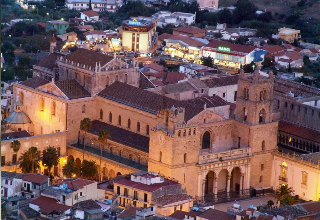 Guglielmo II Monreale Amenidades foto